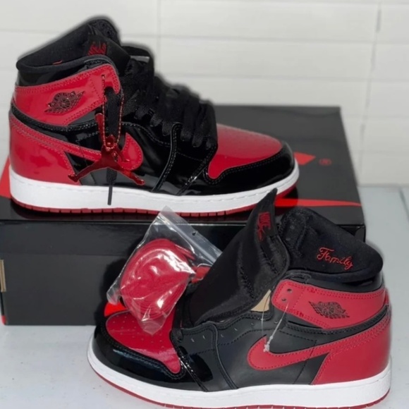 Jordan Patent Bred 1 main image 5